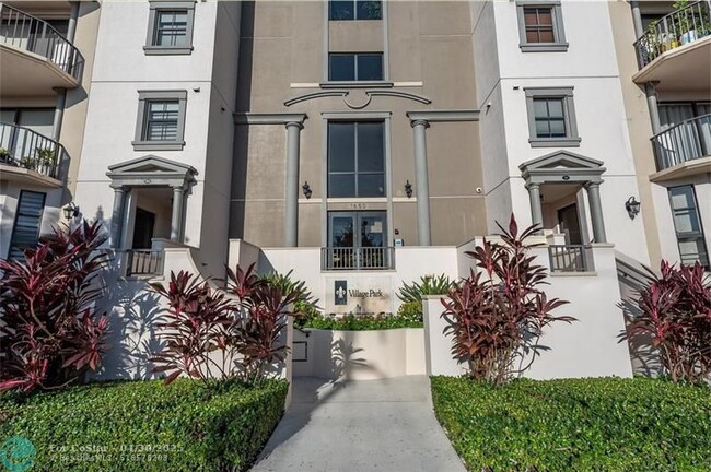 Building Photo - 1650 Galiano St