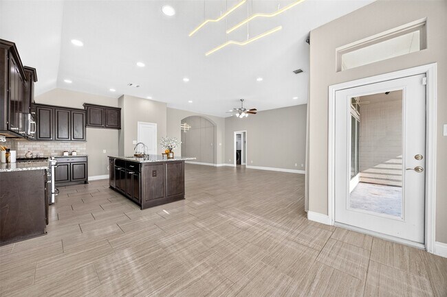 Building Photo - 5126 Jibe Ho Ln