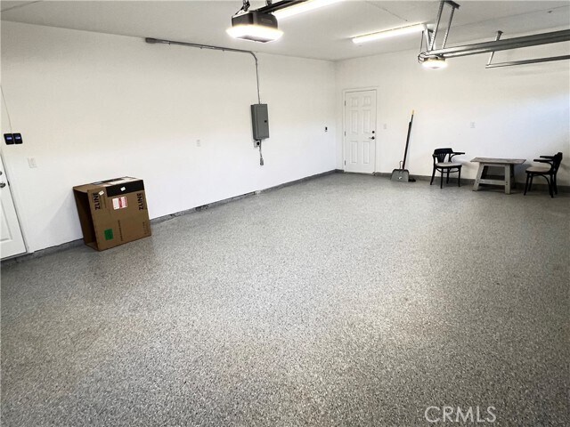 Building Photo - 1011 Hyde Park Dr