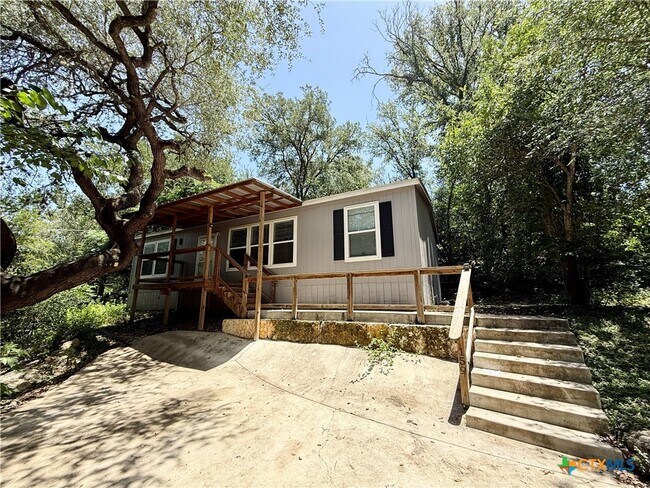 Building Photo - 159 Deer Ln