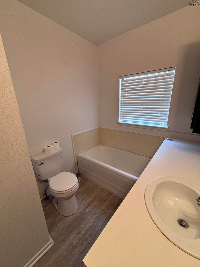 Building Photo - 1513 P B Ln