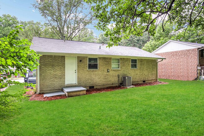 Building Photo - 1154 Penn Ct Se