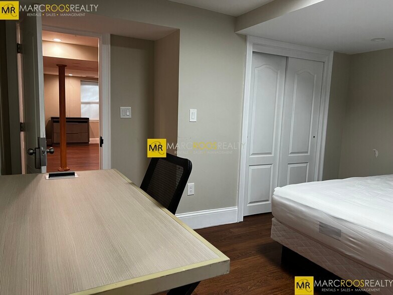 Building Photo - 1776 Commonwealth Ave