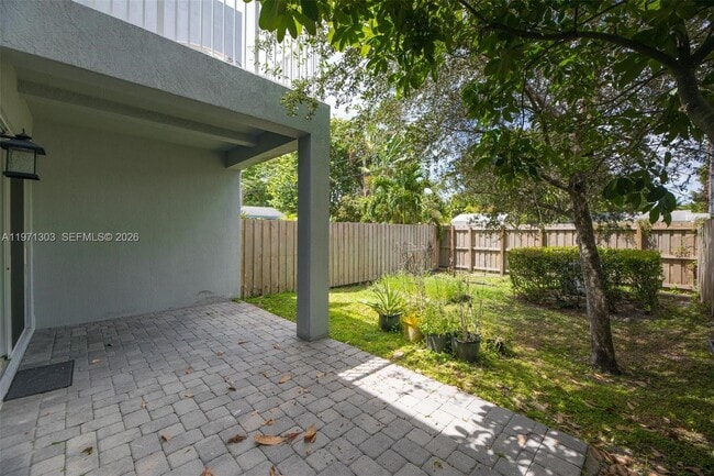 Building Photo - 619 SW 17th St