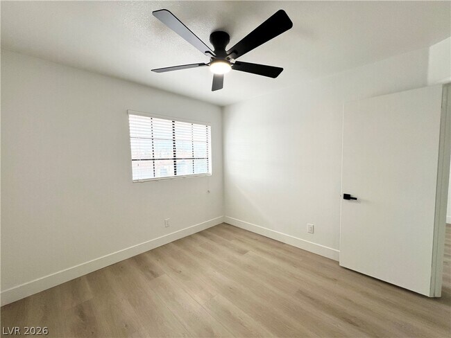 Building Photo - 4580 Allenford Dr