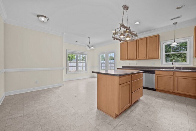 Building Photo - Welcome to Sabiston Heights!