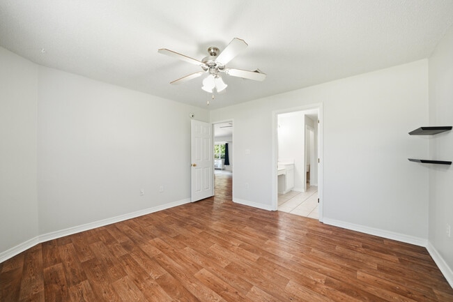Building Photo - 6381 Havenmist Ln