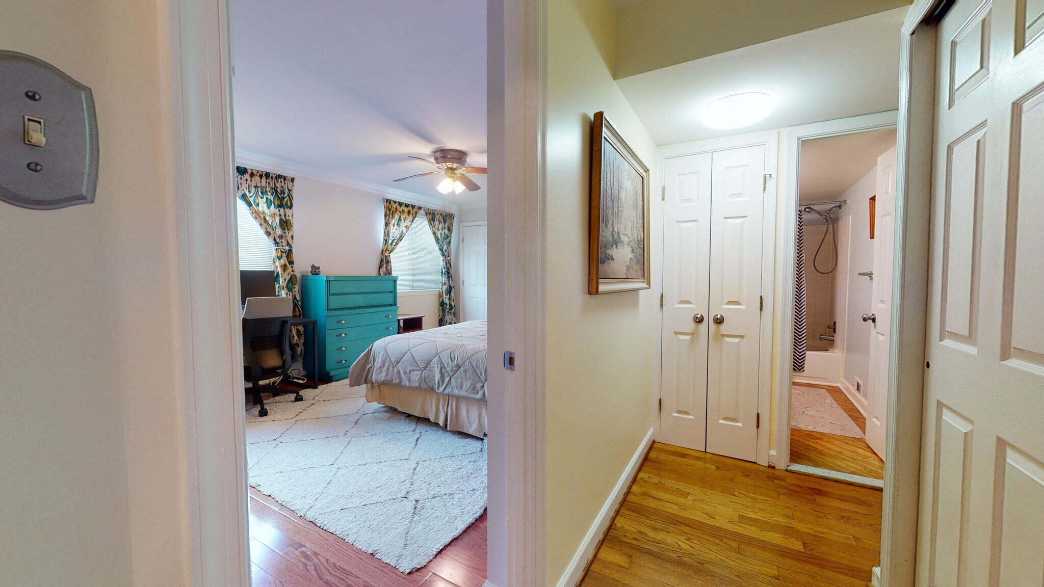 Building Photo - 1635 S Hayes St