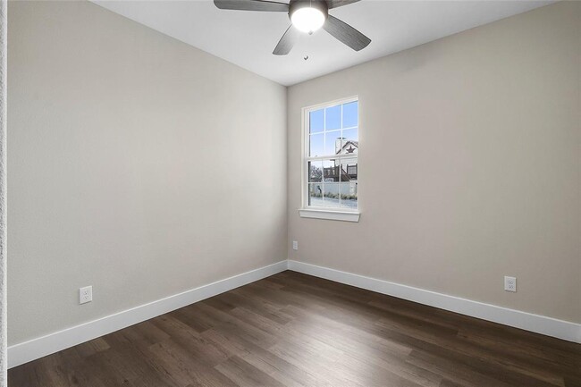 Building Photo - 4501 Heritage Trace Pkwy