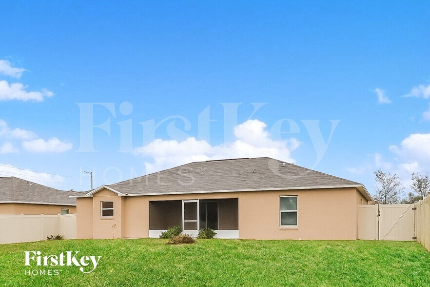 Building Photo - 109 Solis Dr