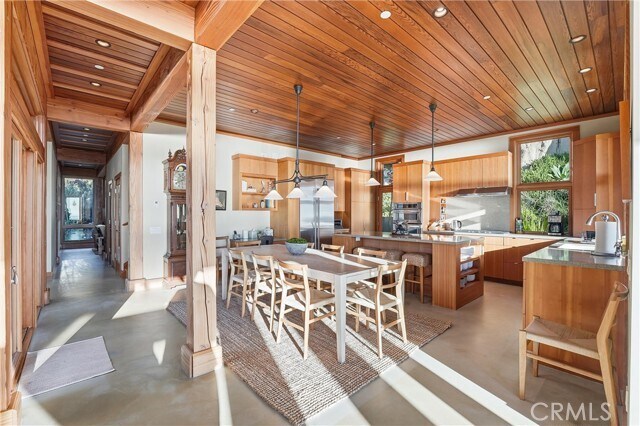 Building Photo - 329 Boca Del Canon