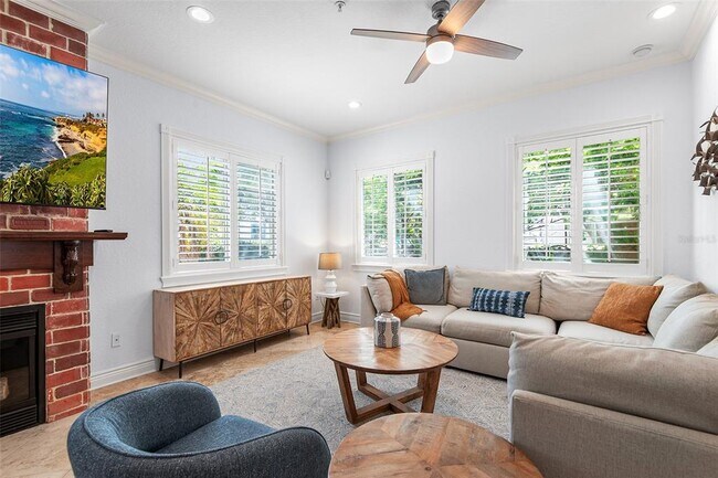 Building Photo - 4907 Bayshore Blvd