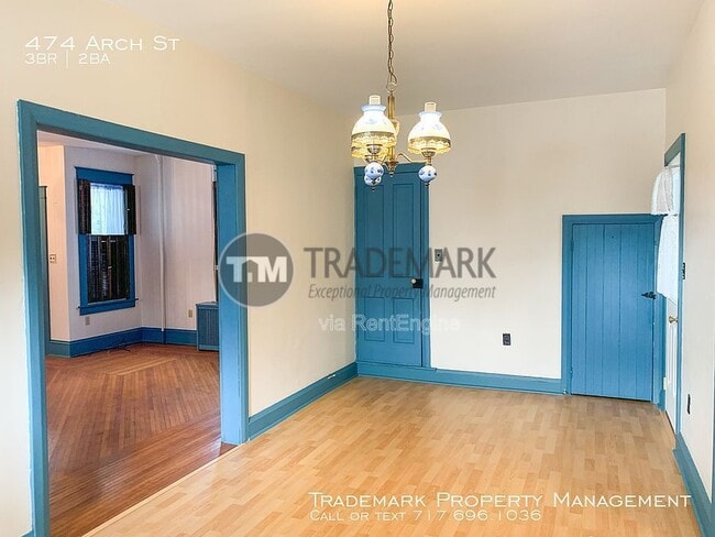 Building Photo - 474 Arch St