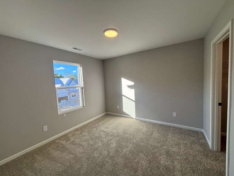 Building Photo - 16815 Aiken Ridge Cir