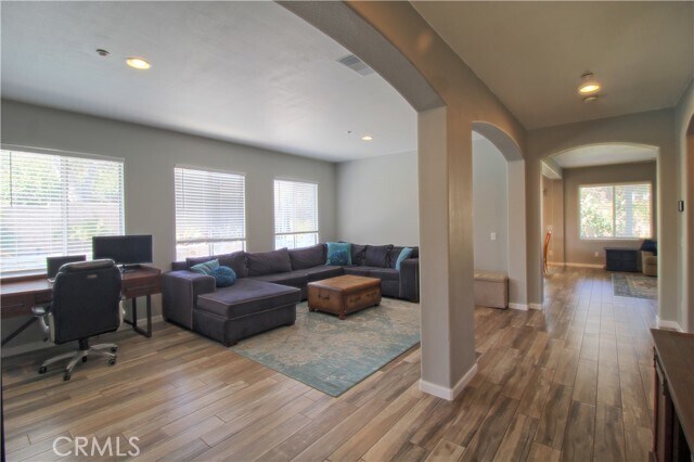 Building Photo - 11690 Caldy Ave