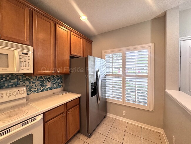 Building Photo - 3411 Wilshire Way Rd