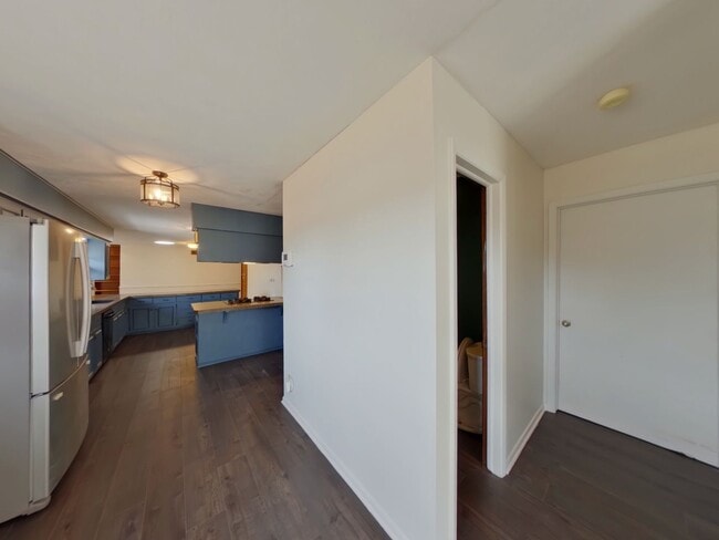 Building Photo - 7761 Killarney Ct