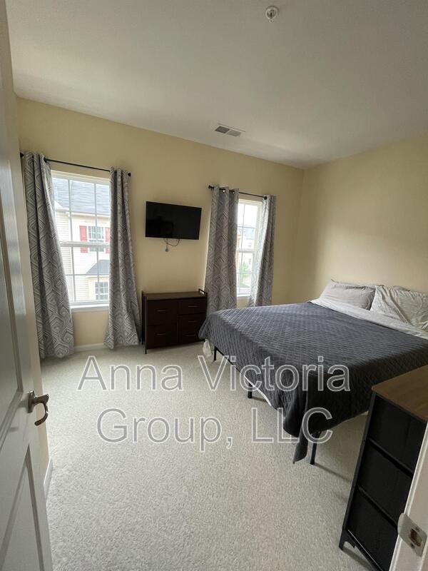 Building Photo - 10502 Galena Ln