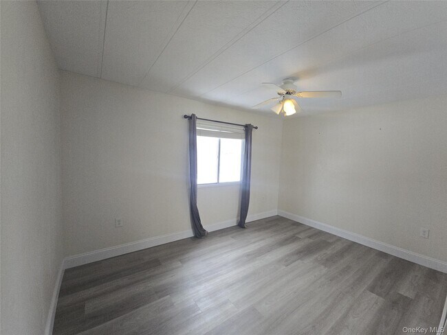 Building Photo - 329 County Rte 17