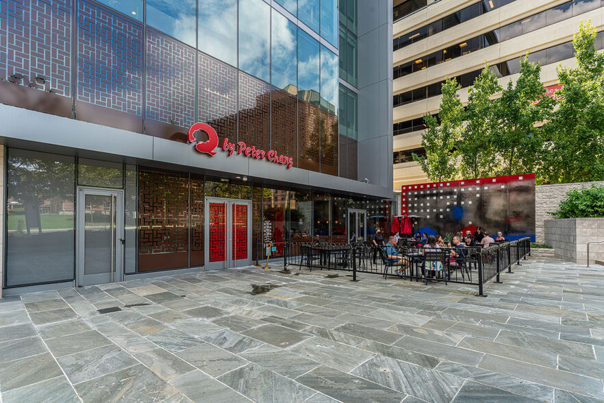 Famous Q by Peter Chang Restaurant a block away! - 4242 East West Hwy