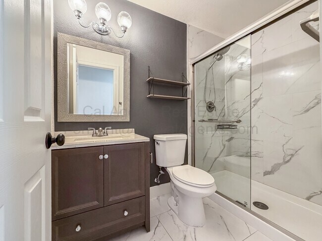 Building Photo - 4207 Queen Anne Dr
