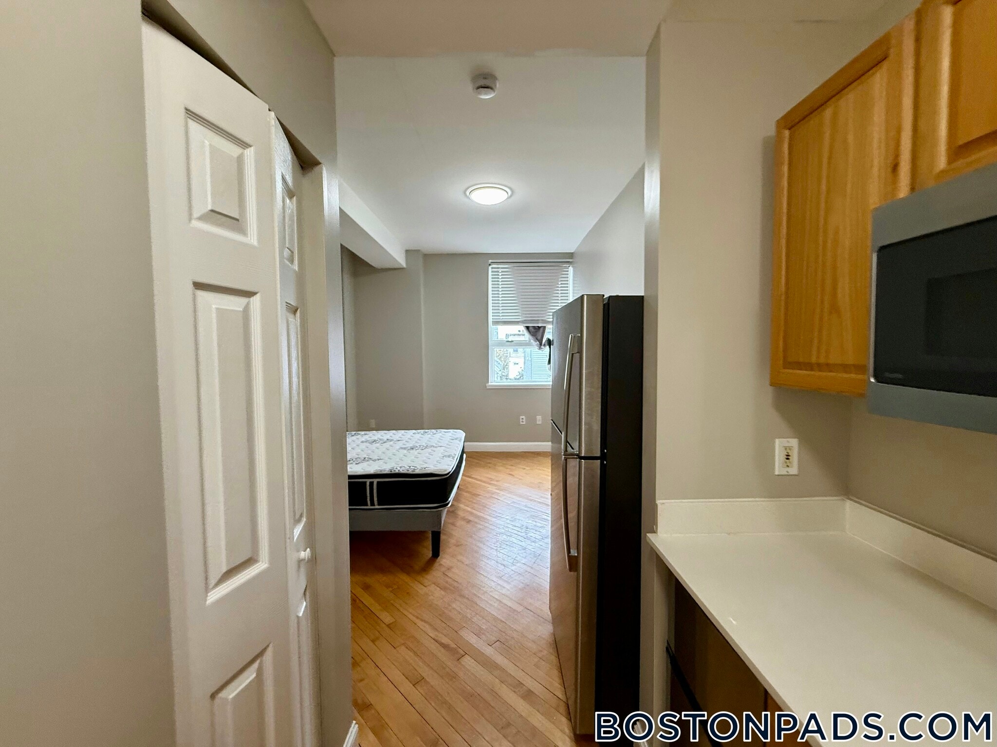 Building Photo - 312 Shirley St