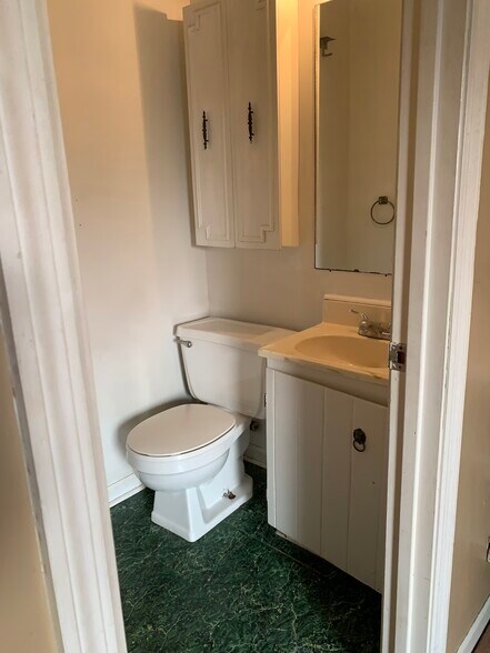 Building Photo - 3201 Catskill Ct