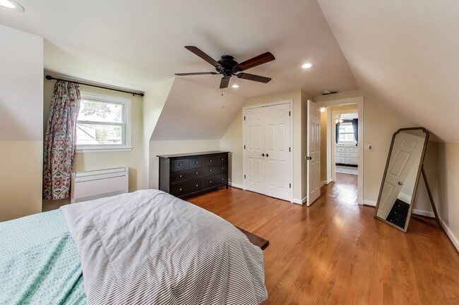 Building Photo - Coming Soon! Charming 4 Bedroom, 2 Bath Ca...