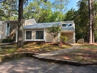 Building Photo - Yacht Cove at Beautiful Lake Murray