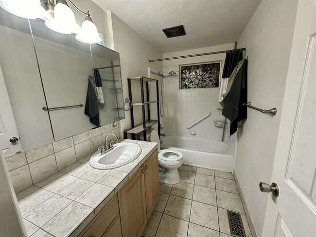 Building Photo - 3560 S Cochise Dr