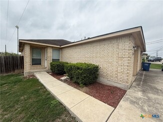 Building Photo - 2774 FM1044