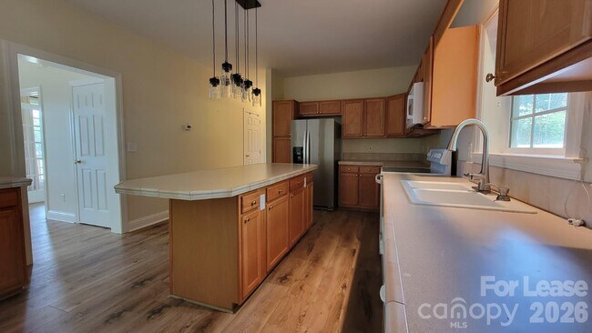 Building Photo - 137 Fern Haven Ln