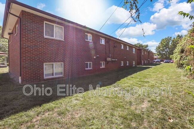 Building Photo - 1029 Binns Blvd