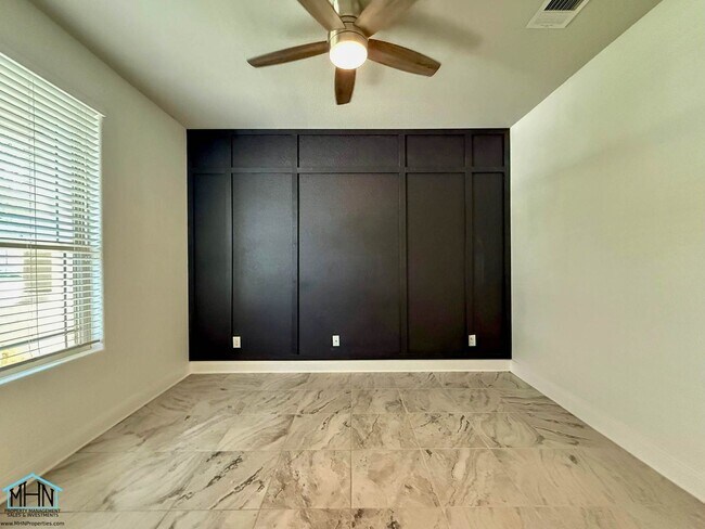 Building Photo - Exceptionally Elegant 2 Story 5-Bedroom 3.5-Bath Home in Converse!