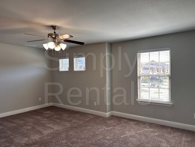 Building Photo - 6801 Jade Dr