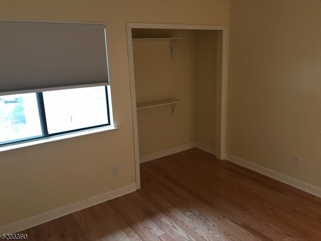 Building Photo - 1814 Spruce Hills Dr