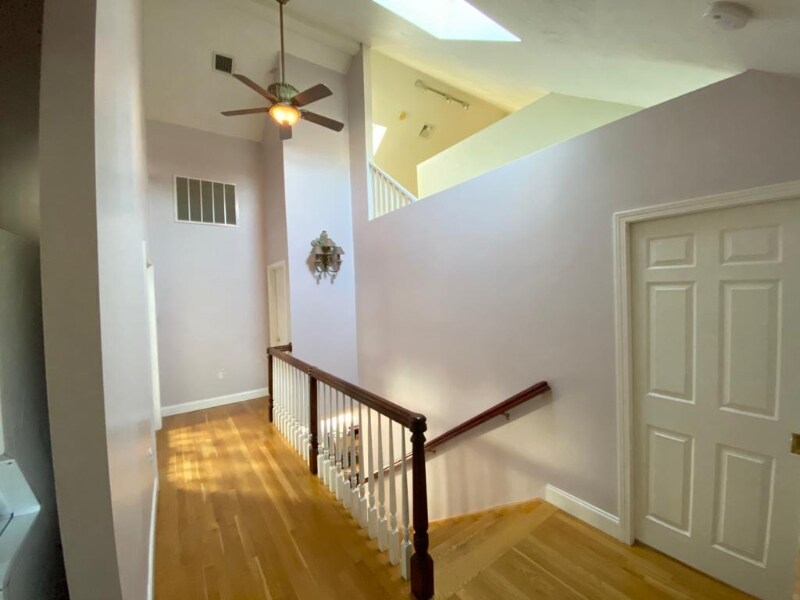 Building Photo - 6 Franklin St