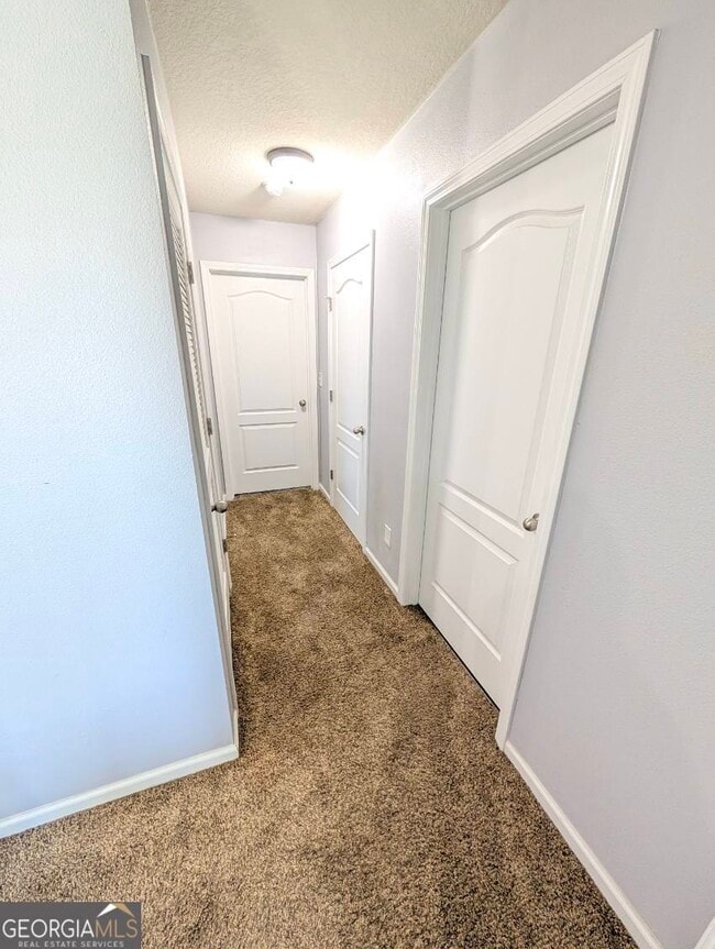 Building Photo - 215 Brooklet Cir