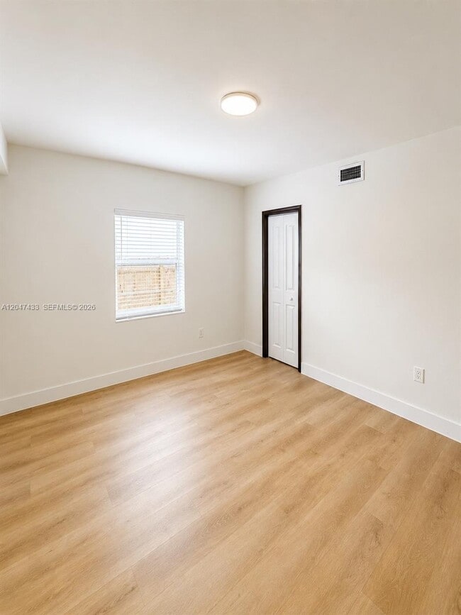 Building Photo - 783 NW 96th St