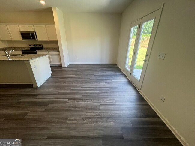 Building Photo - 7731 Sudbury Cir