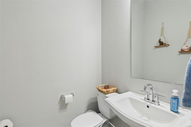 Building Photo - 17300 Monastrell Ln
