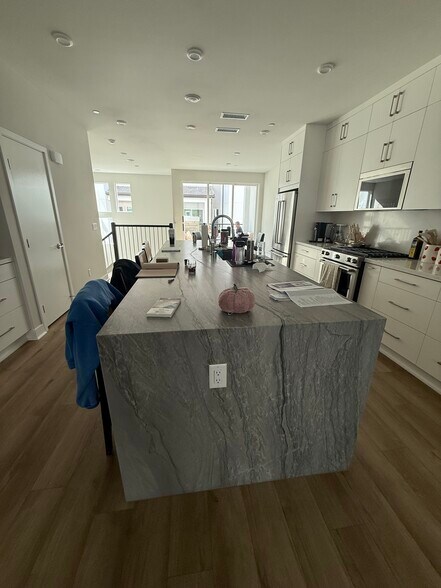 Building Photo - 2640 Everly Dr