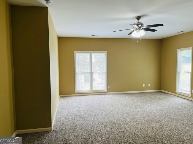Building Photo - 70 Indian Bluff Dr