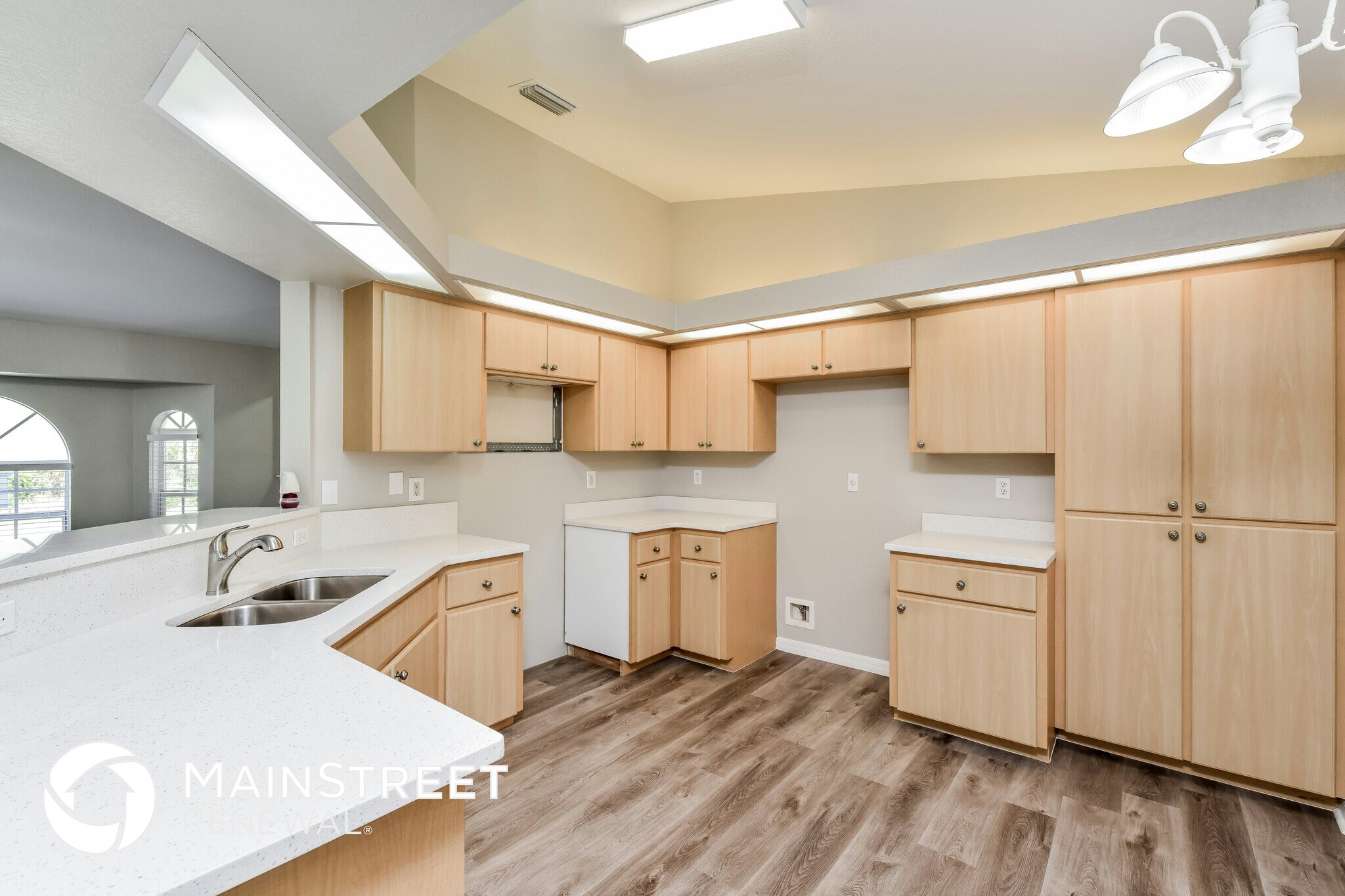 Building Photo - 2810 Beloit Terrace