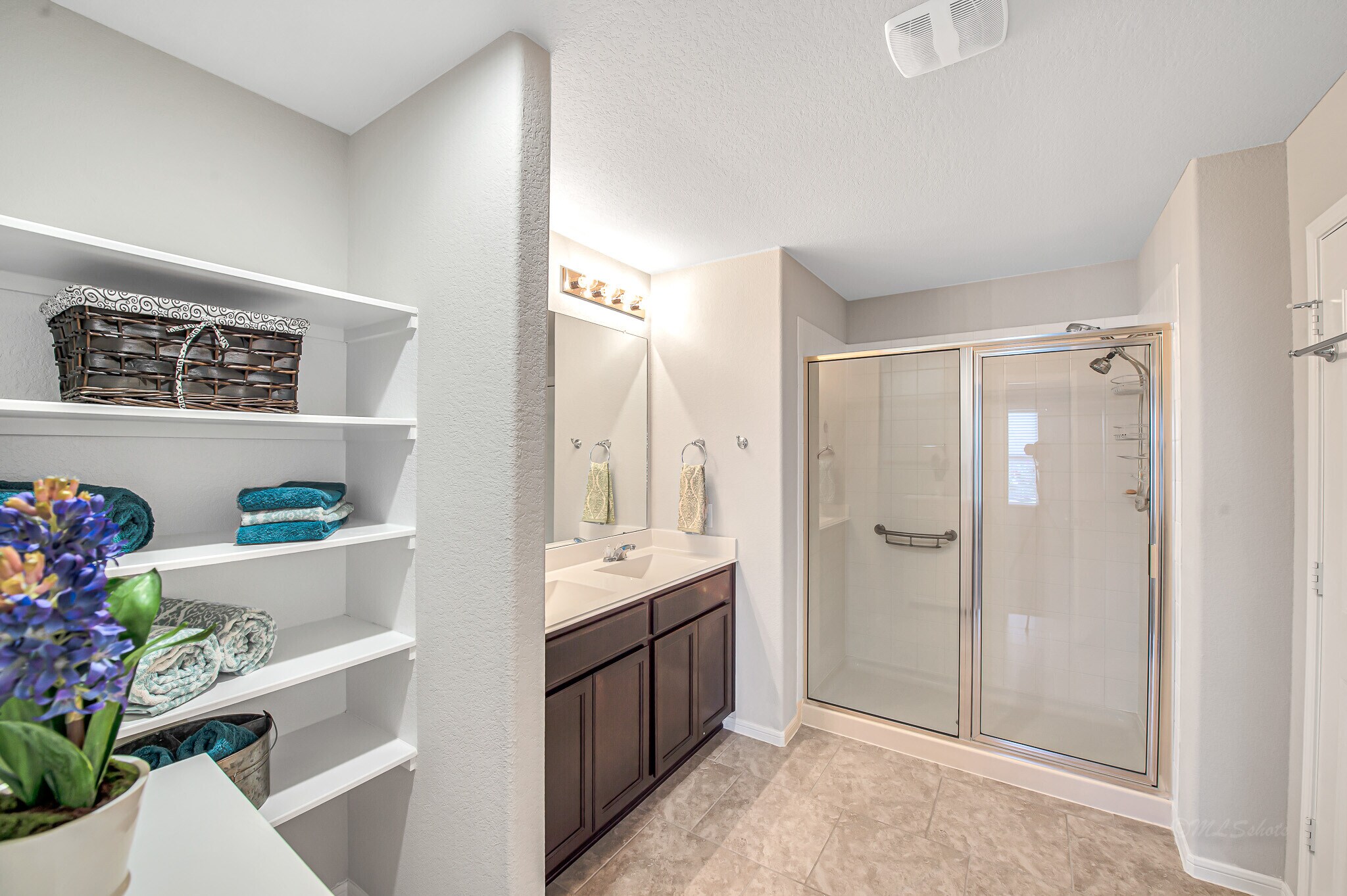 Building Photo - 3023 Dripping Springs Ct
