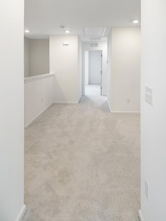 Building Photo - 252 Marelli Dr