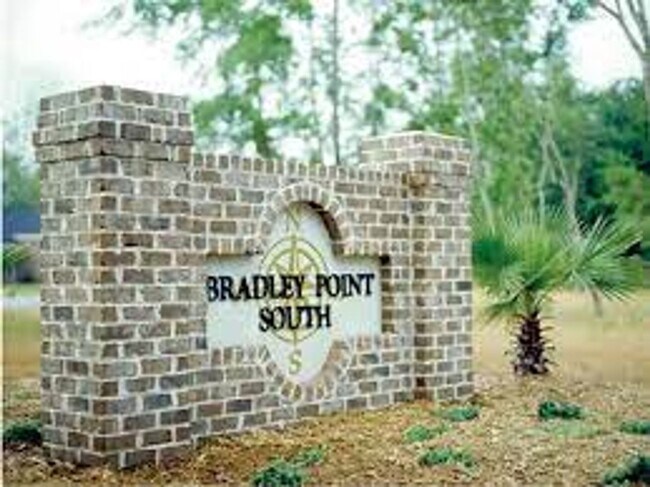 Building Photo - 28 Pomona Cir