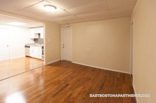 Building Photo - 28 Monmouth St