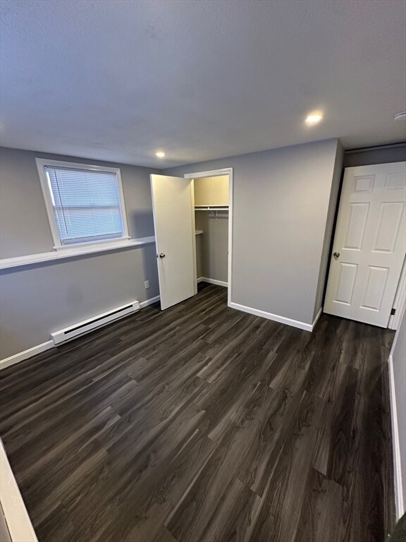 Building Photo - 11 Sutcliff Ave