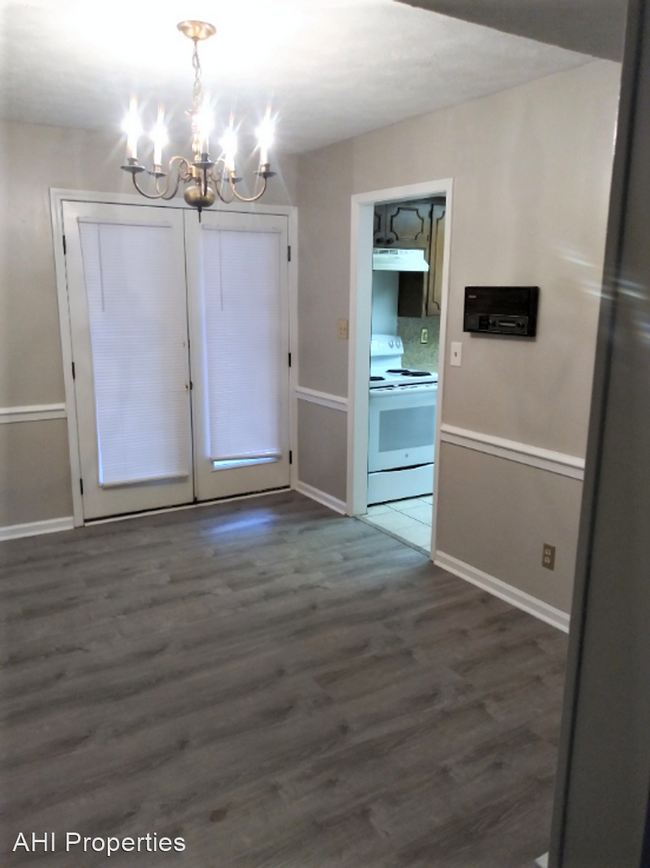 Building Photo - 3 br, 2.5 bath House - 2022 Rexford Road